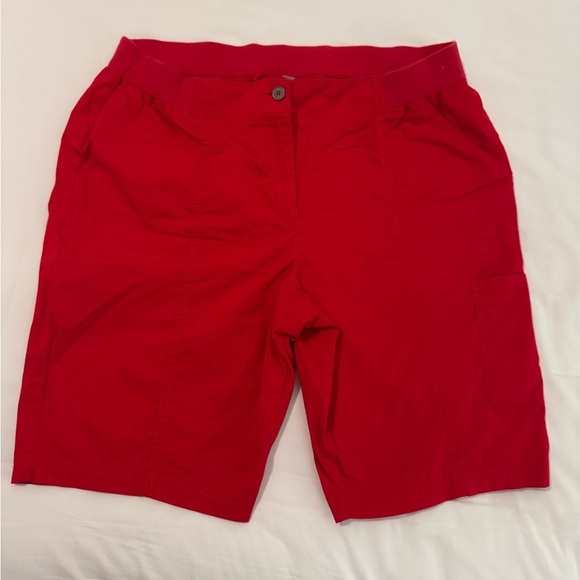 Chico’s cargo shorts Red Chicos Size 3 = size 16 - Picture 1 of 10